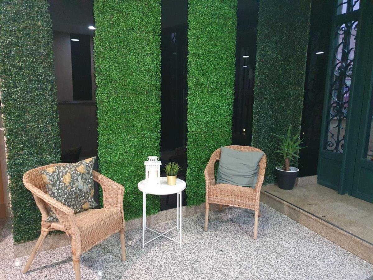 Hostal Fronton Alcobendas Exterior foto