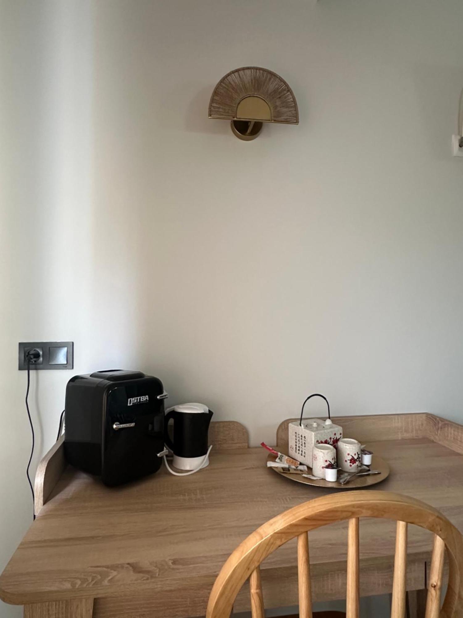 Hostal Fronton Alcobendas Exterior foto